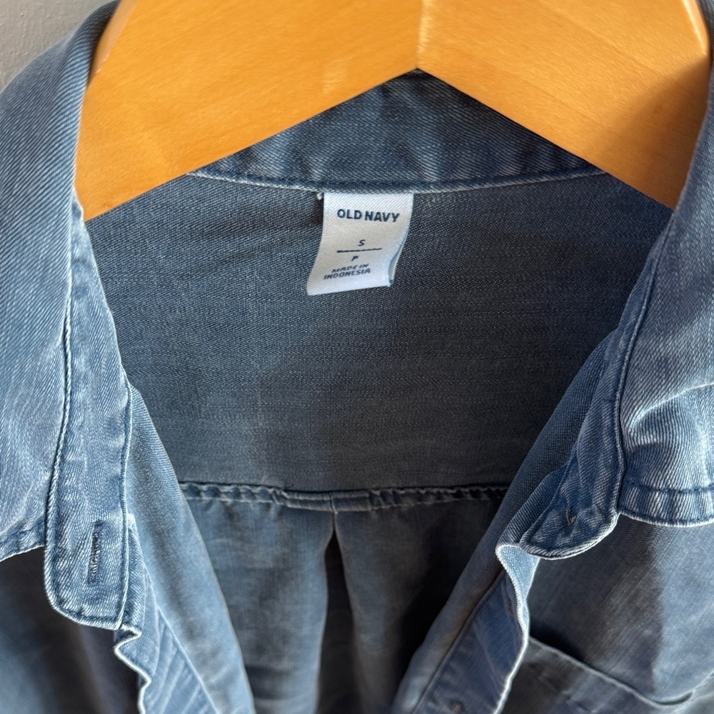 Old Navy Blue Button Down Shirt - Picture 2 of 5